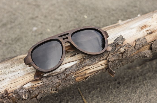 wood eyewear